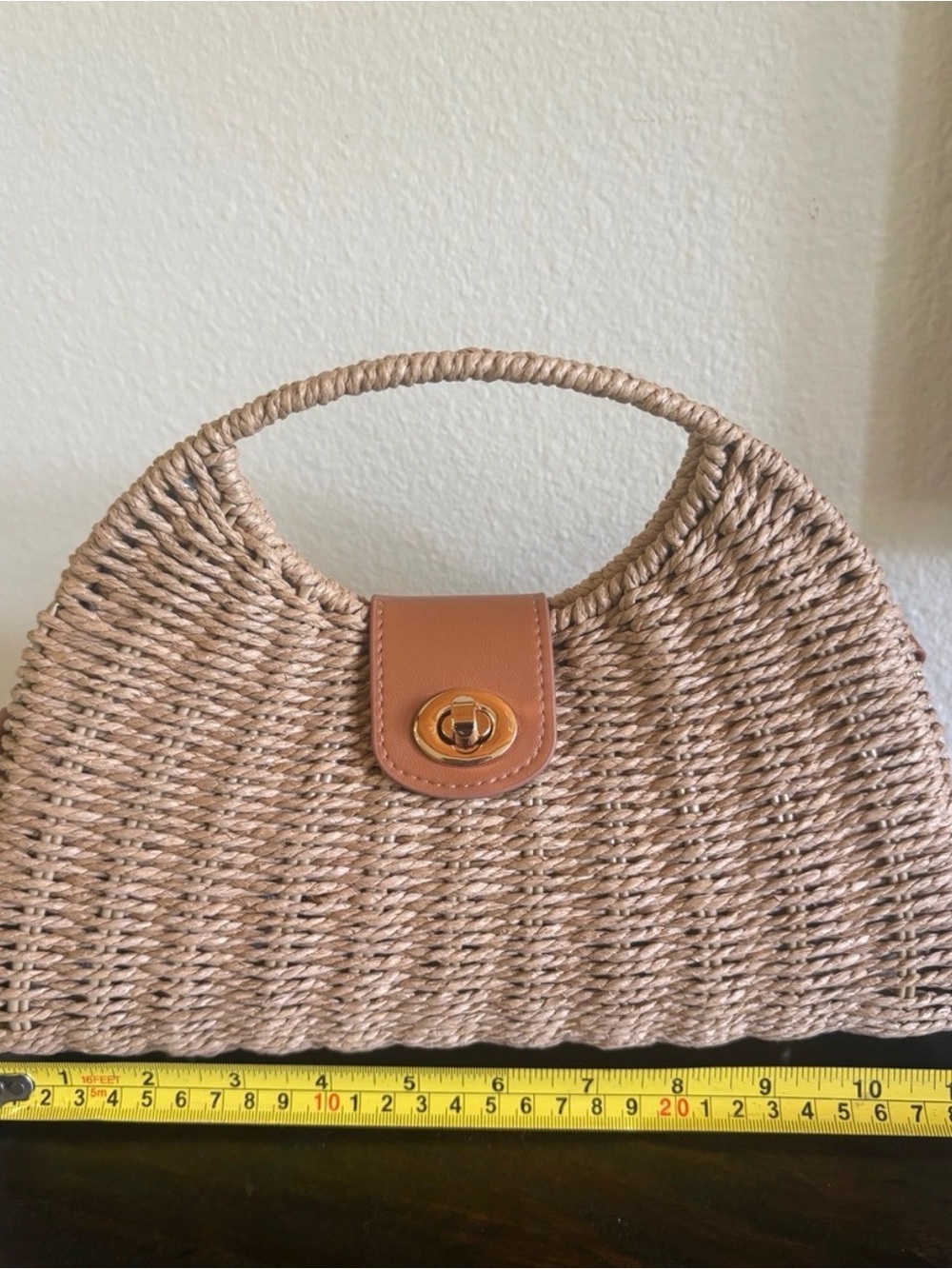 Tommy Bahama Woven Rattan Crossbody Clutch NWOT Vacation Bag - Picture 2 of 3